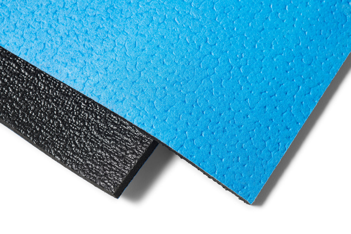 Original close-up of the light-blue surface and black grip layer – Rose Quartz edition